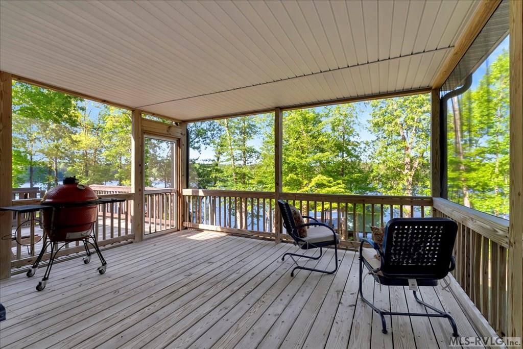 154 Herman Road, Bracey, VA 23919