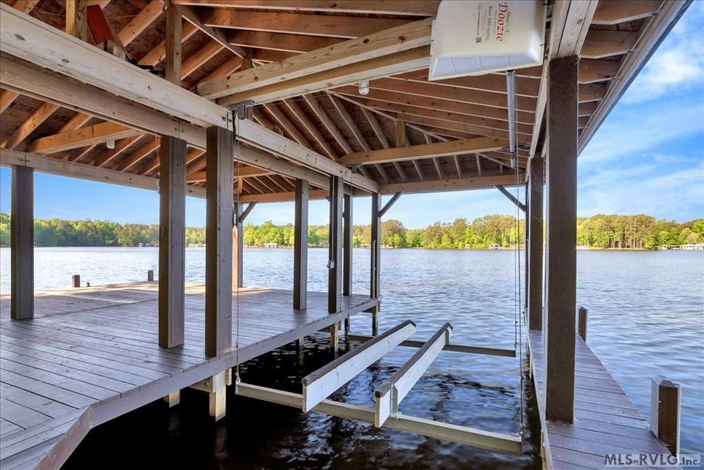 154 Herman Road, Bracey, VA 23919