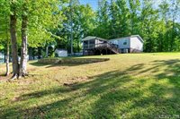 154 Herman Road, Bracey, VA 23919