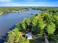 154 Herman Road, Bracey, VA 23919