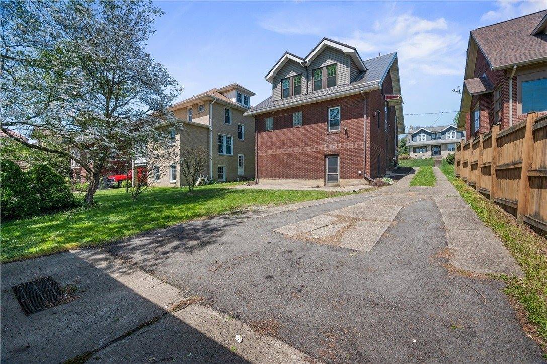 500 East 11th Avenue, Tarentum, PA 15084