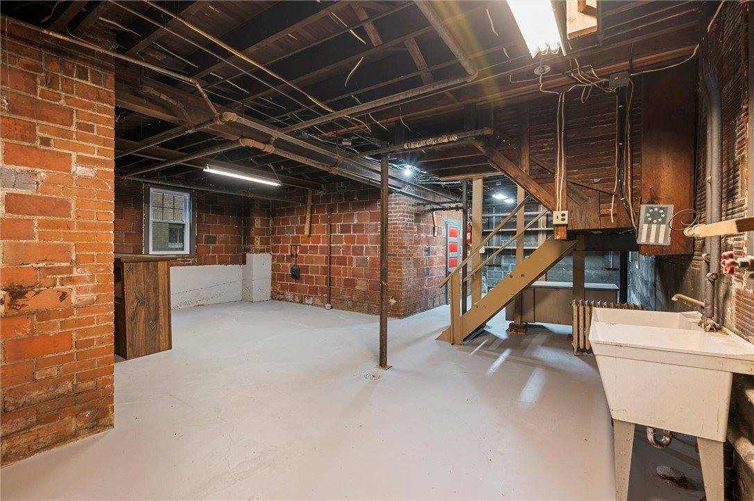 500 East 11th Avenue, Tarentum, PA 15084