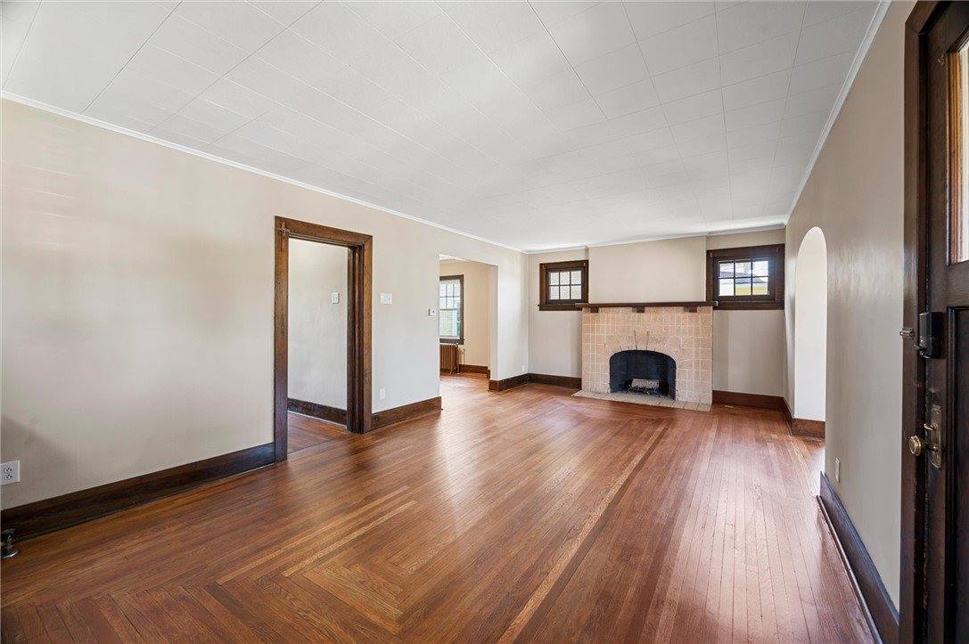 500 East 11th Avenue, Tarentum, PA 15084