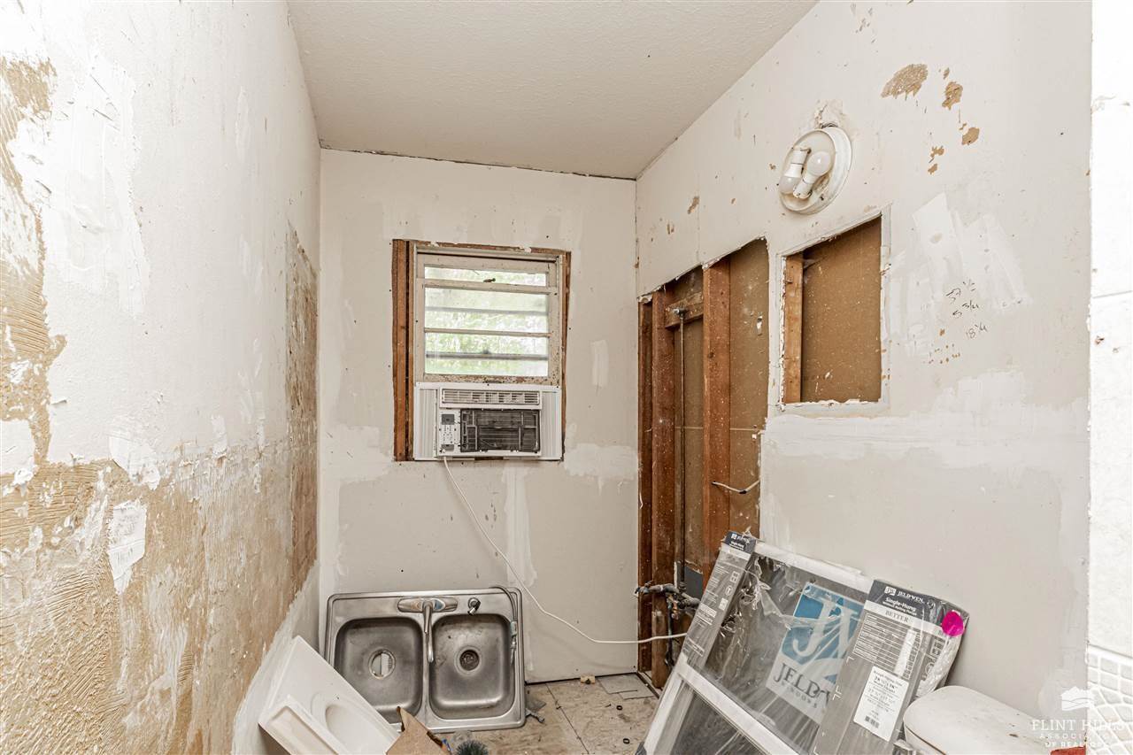 1406 Bel Air Drive, Junction City, KS 66441