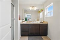 11600 NE 128TH Pl, Vancouver, WA 98682