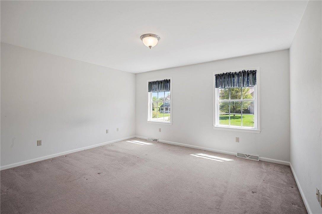 129 Stratford Drive, Buffalo Township - BUT, PA 16055