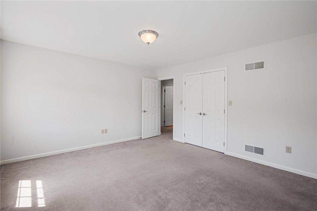 129 Stratford Drive, Buffalo Township - BUT, PA 16055