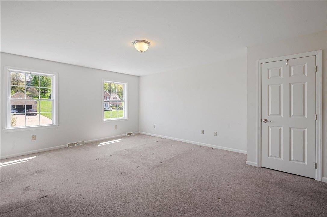 129 Stratford Drive, Buffalo Township - BUT, PA 16055