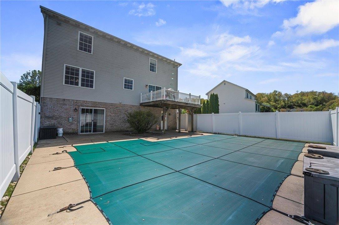 129 Stratford Drive, Buffalo Township - BUT, PA 16055