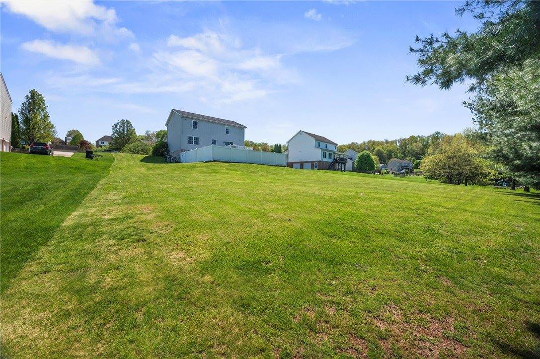 129 Stratford Drive, Buffalo Township - BUT, PA 16055