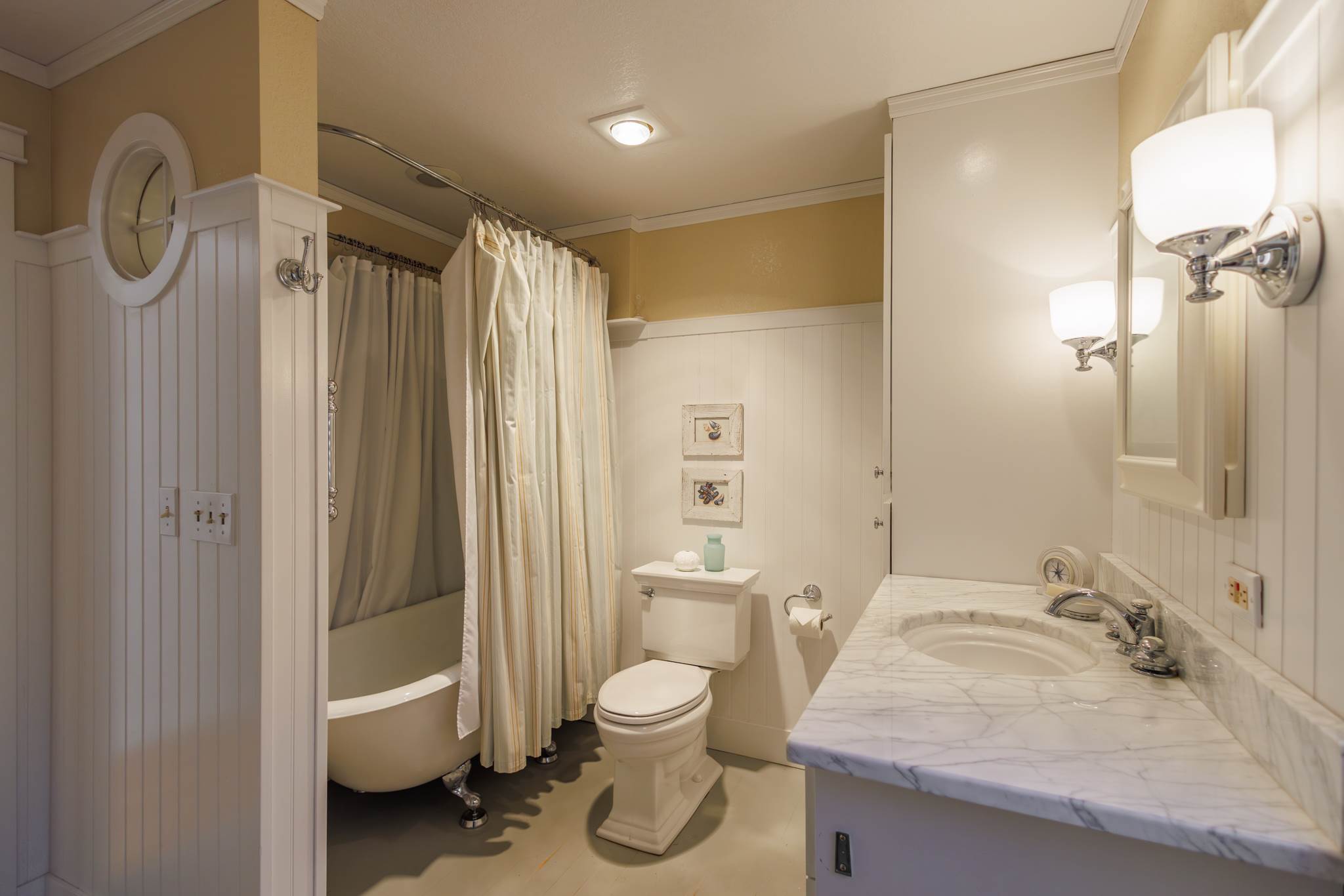 6158 Dassel Street, Clinton, WA 98236