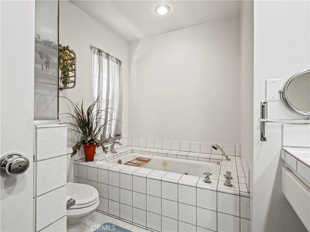 17103 Kingsbury Street, Granada Hills, CA 91344