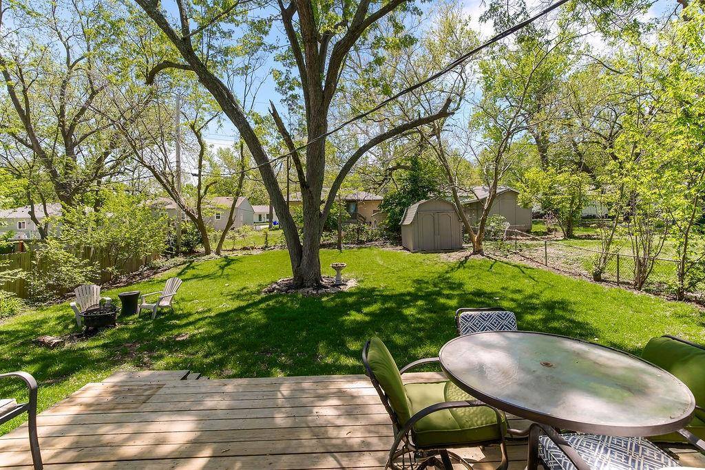 6407 West 82nd Street, Overland Park, KS 66204