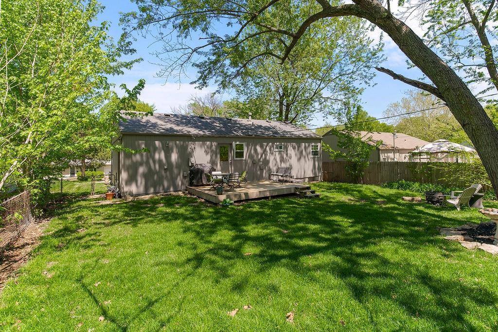 6407 West 82nd Street, Overland Park, KS 66204