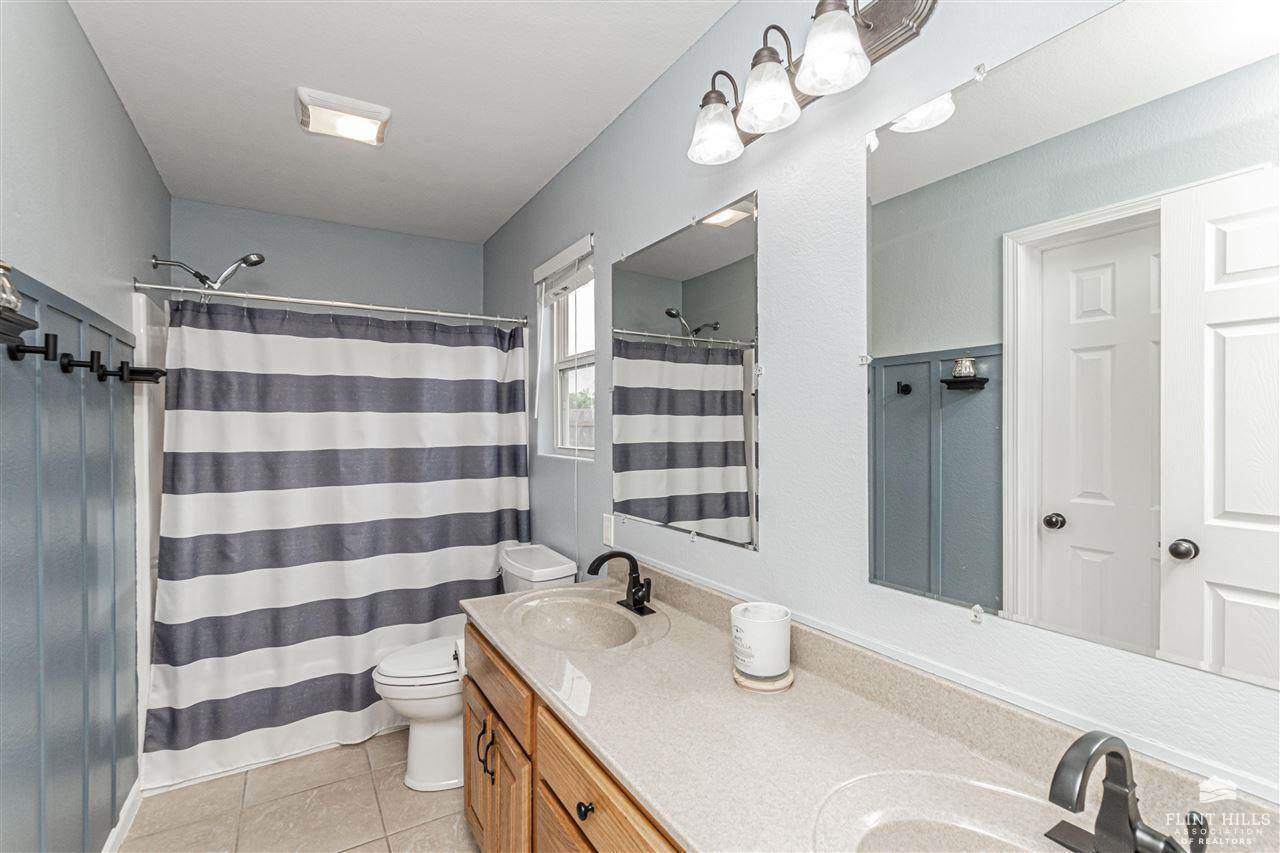 1787 West 14th Street Place, Junction City, KS 66441