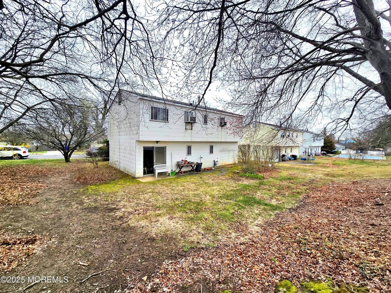 588 Pennsylvania Avenue, Brick, NJ 08724