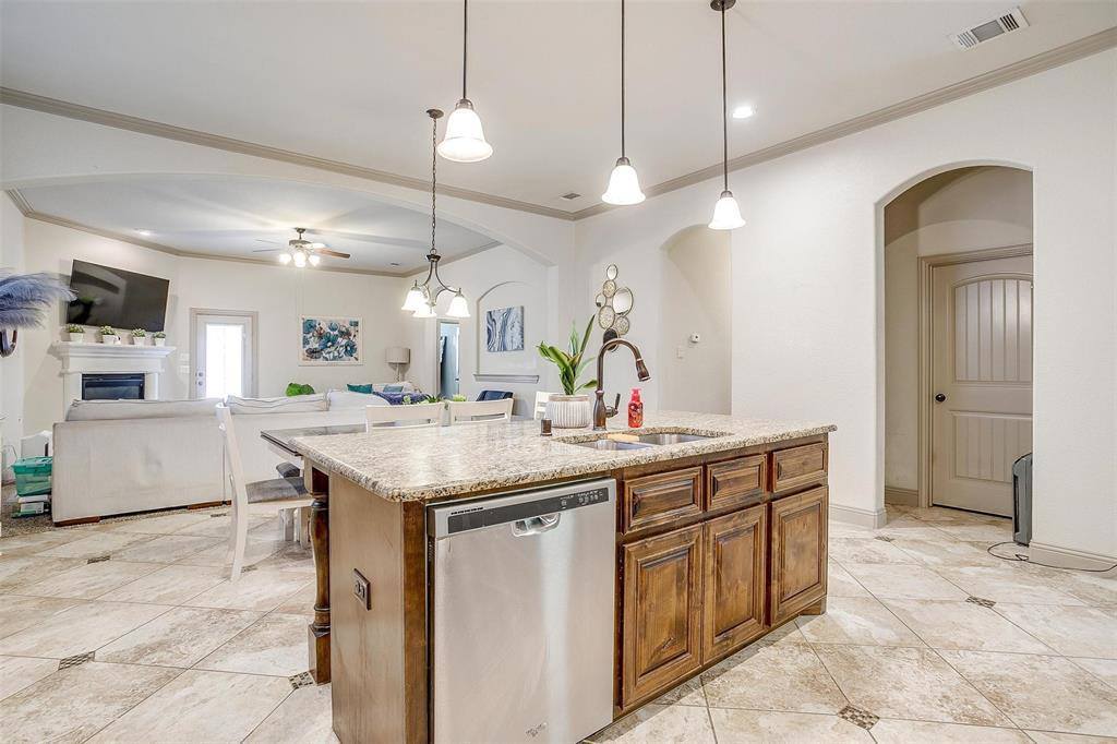 8357 Blue Periwinkle Lane, Fort Worth, TX 76123