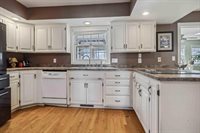 2018 Crestview Lane, Brainerd, MN 56401