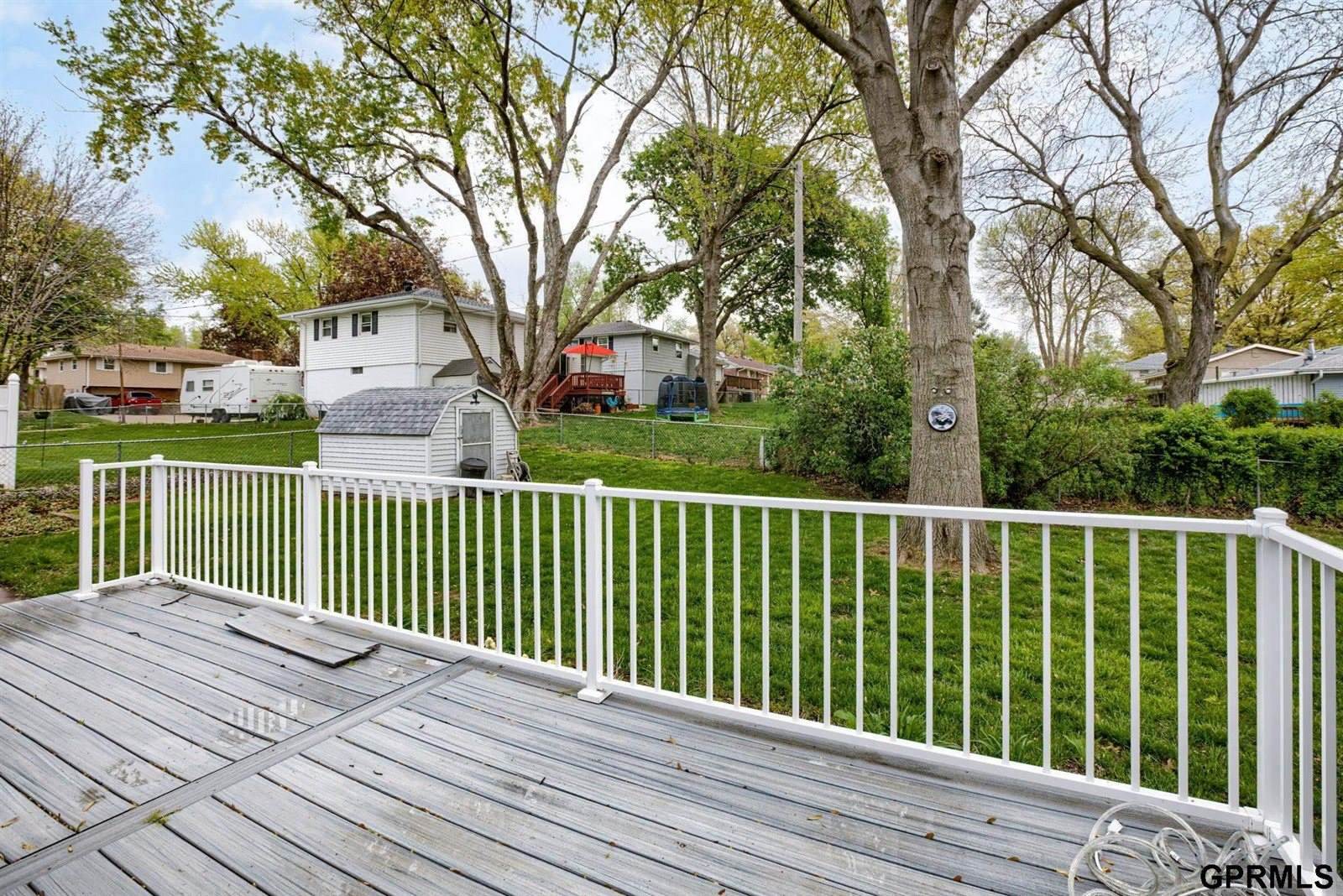 3113 South 137th Street, Omaha, NE 68144