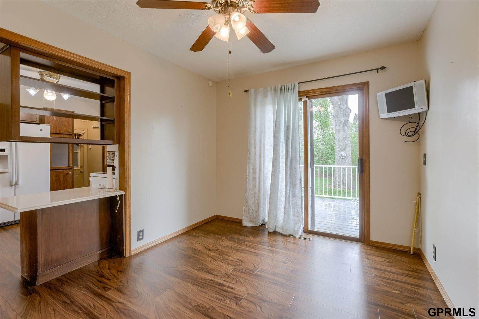 3113 South 137th Street, Omaha, NE 68144