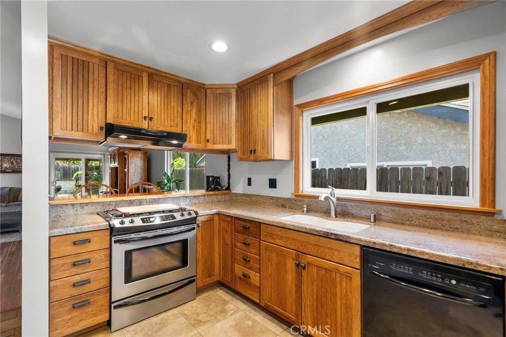 27736 Cherry Creek Drive, Valencia, CA 91354