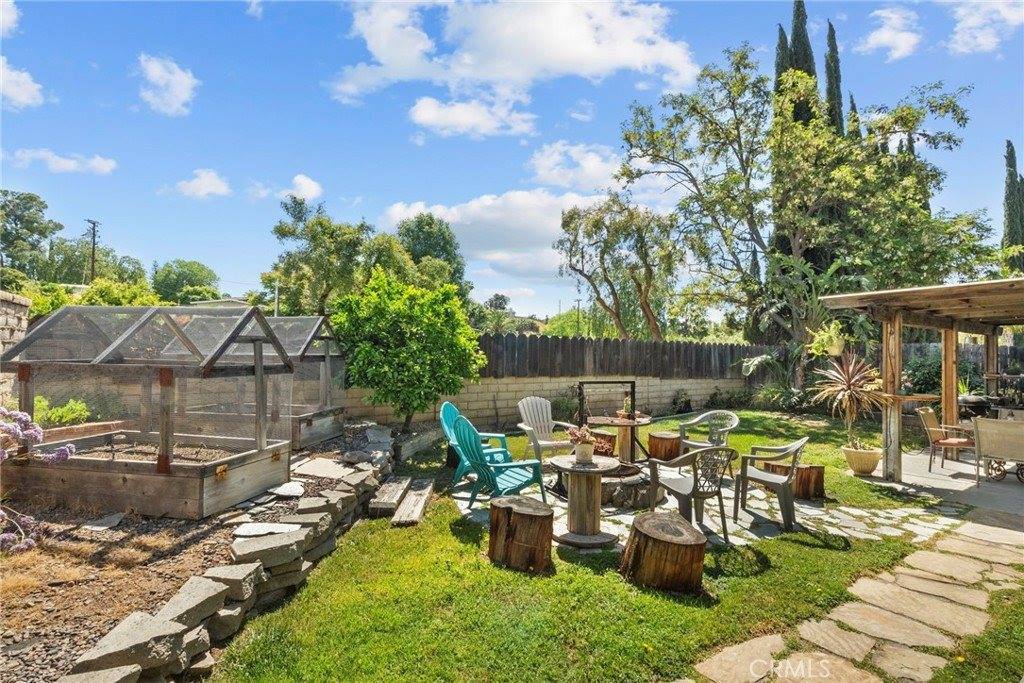 27736 Cherry Creek Drive, Valencia, CA 91354