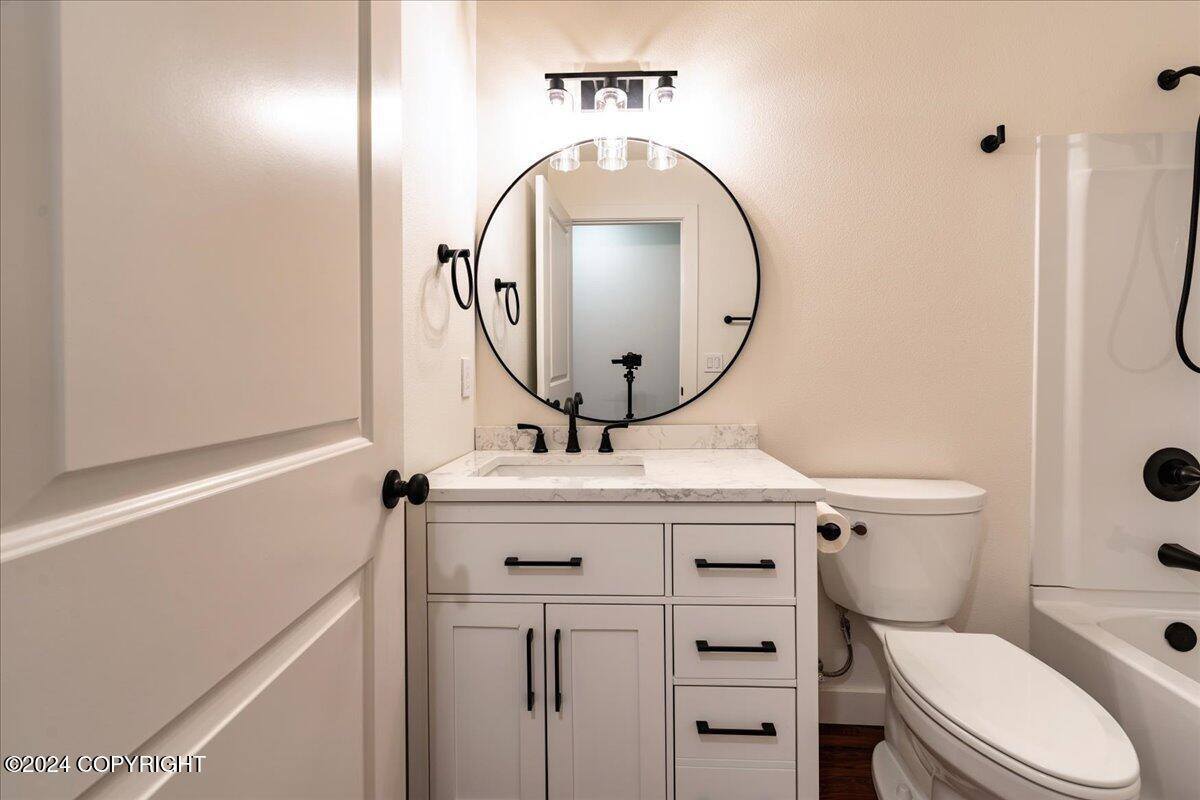 980 Refinery Loop, North Pole, AK 99705