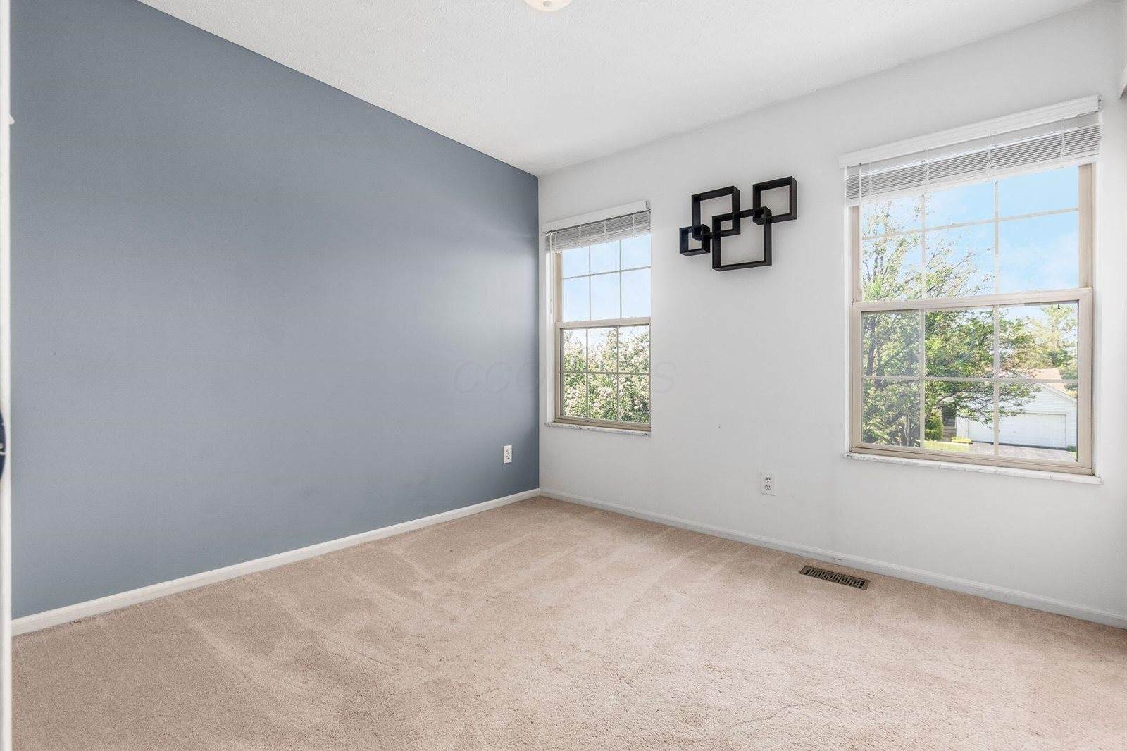 5017 Crestbury Court, Hilliard, OH 43026