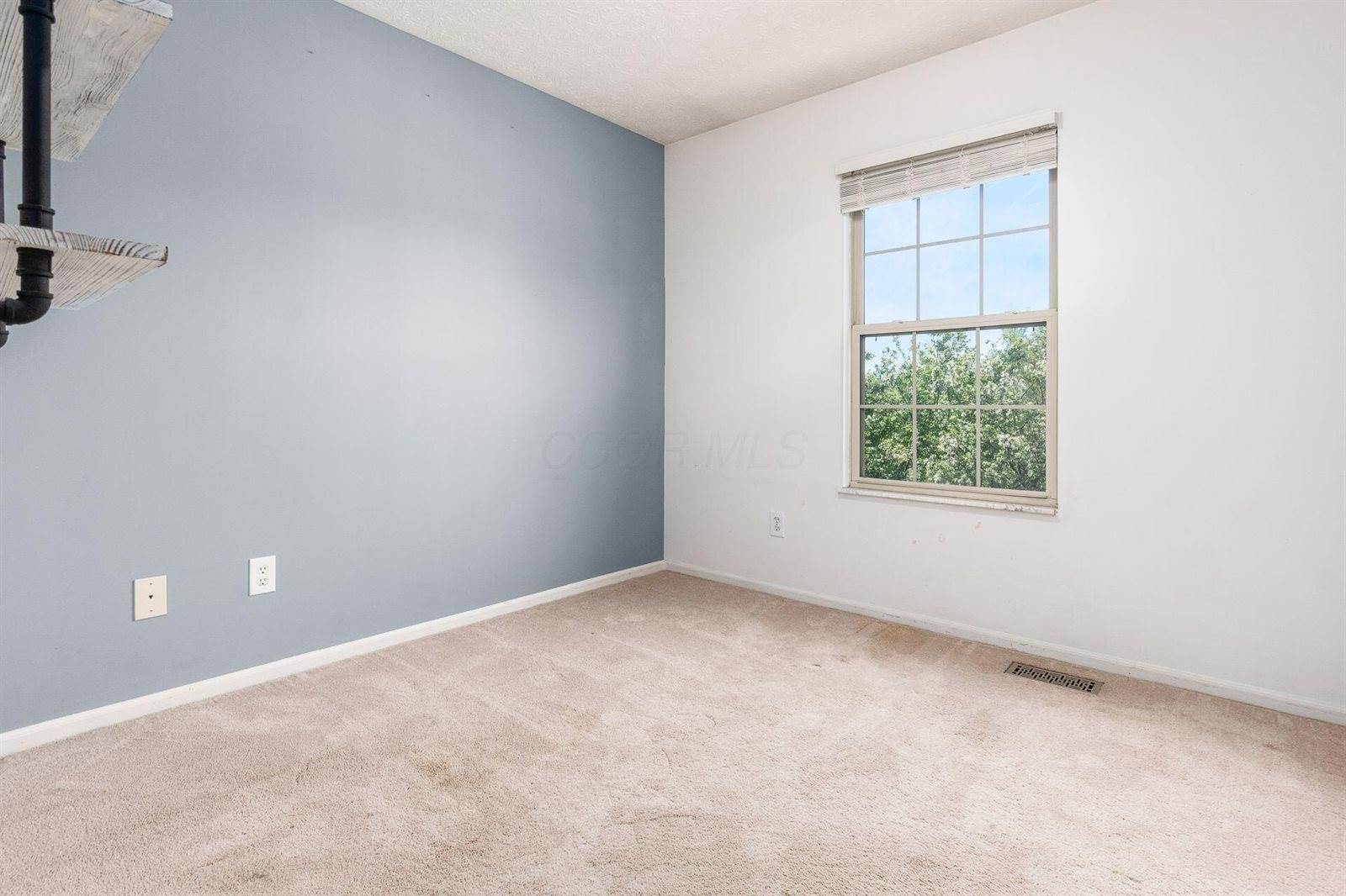 5017 Crestbury Court, Hilliard, OH 43026