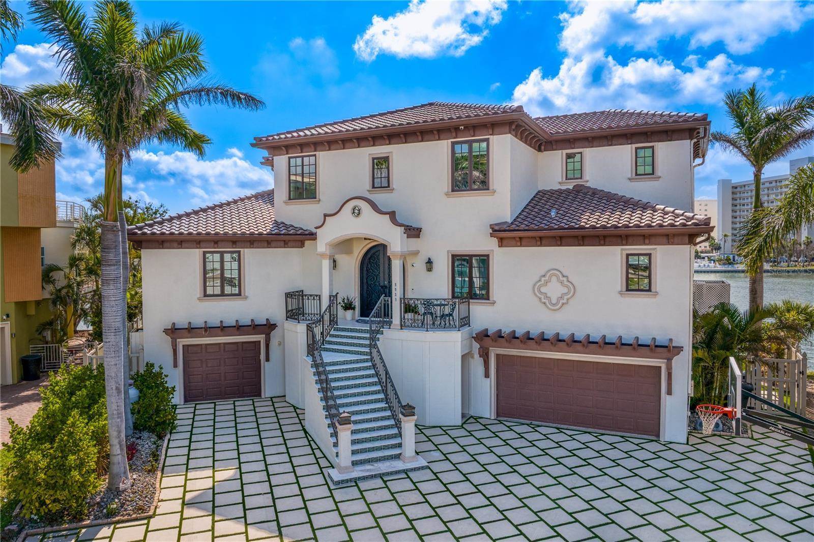 5939 Bayview Circle South, Gulfport, FL 33707