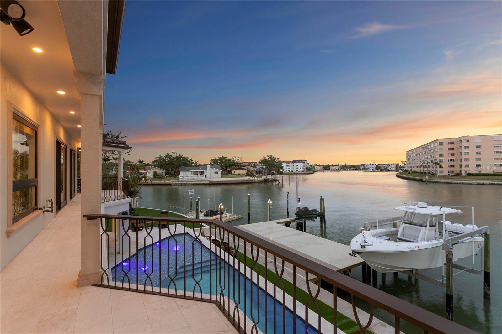 5939 Bayview Circle South, Gulfport, FL 33707