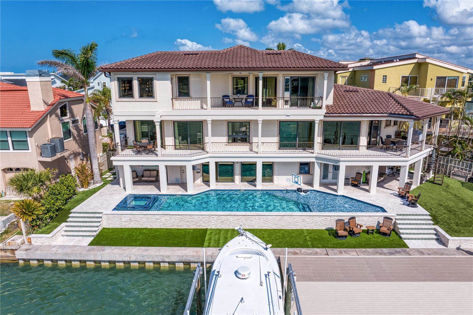 5939 Bayview Circle South, Gulfport, FL 33707