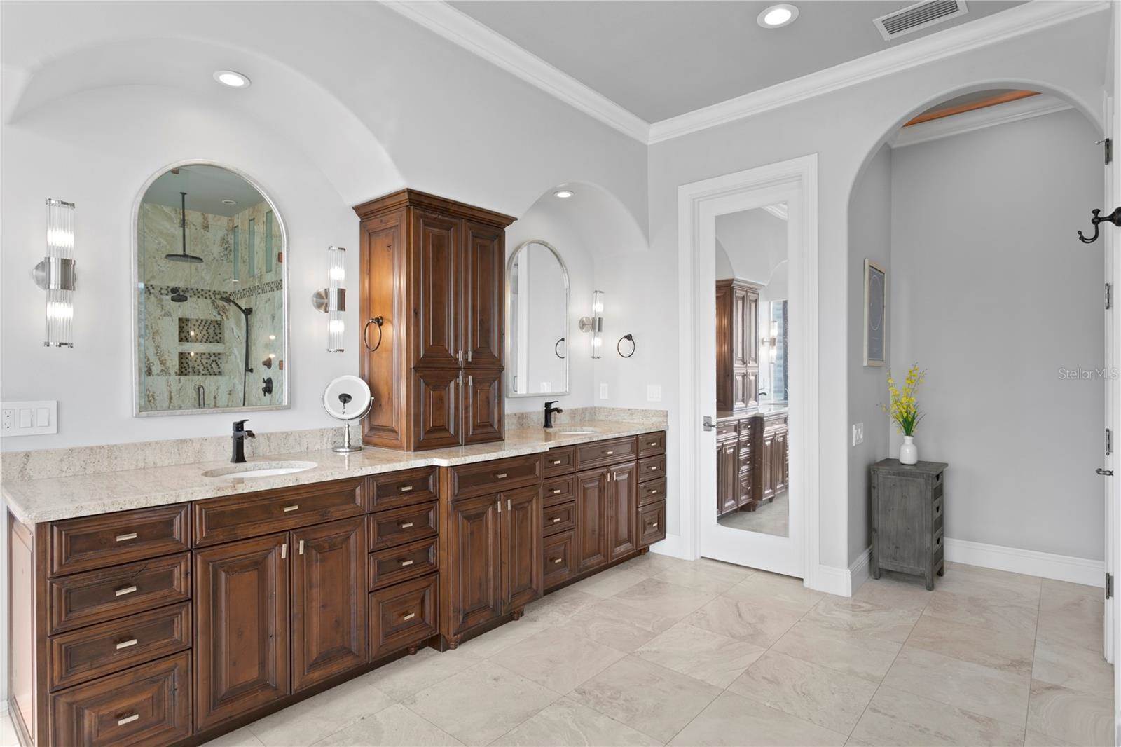 5939 Bayview Circle South, Gulfport, FL 33707