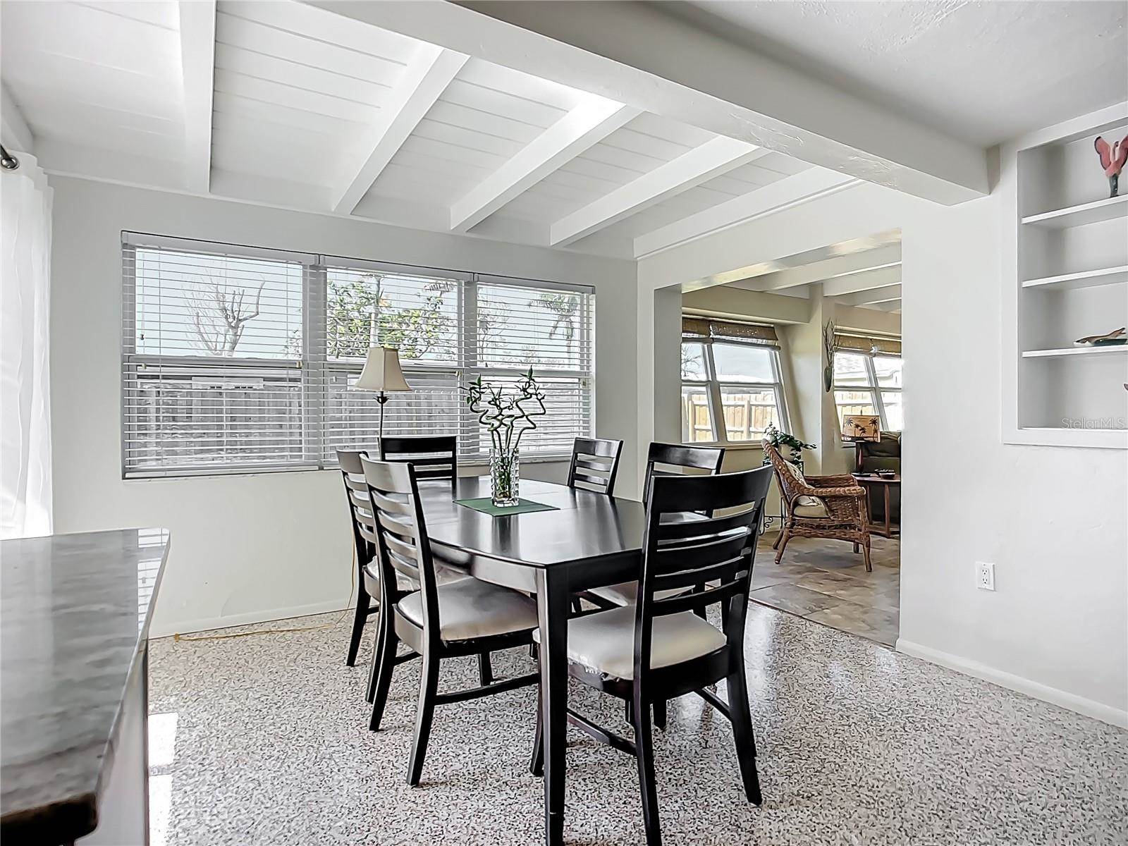 2108 Lee Lane, Sarasota, FL 34231