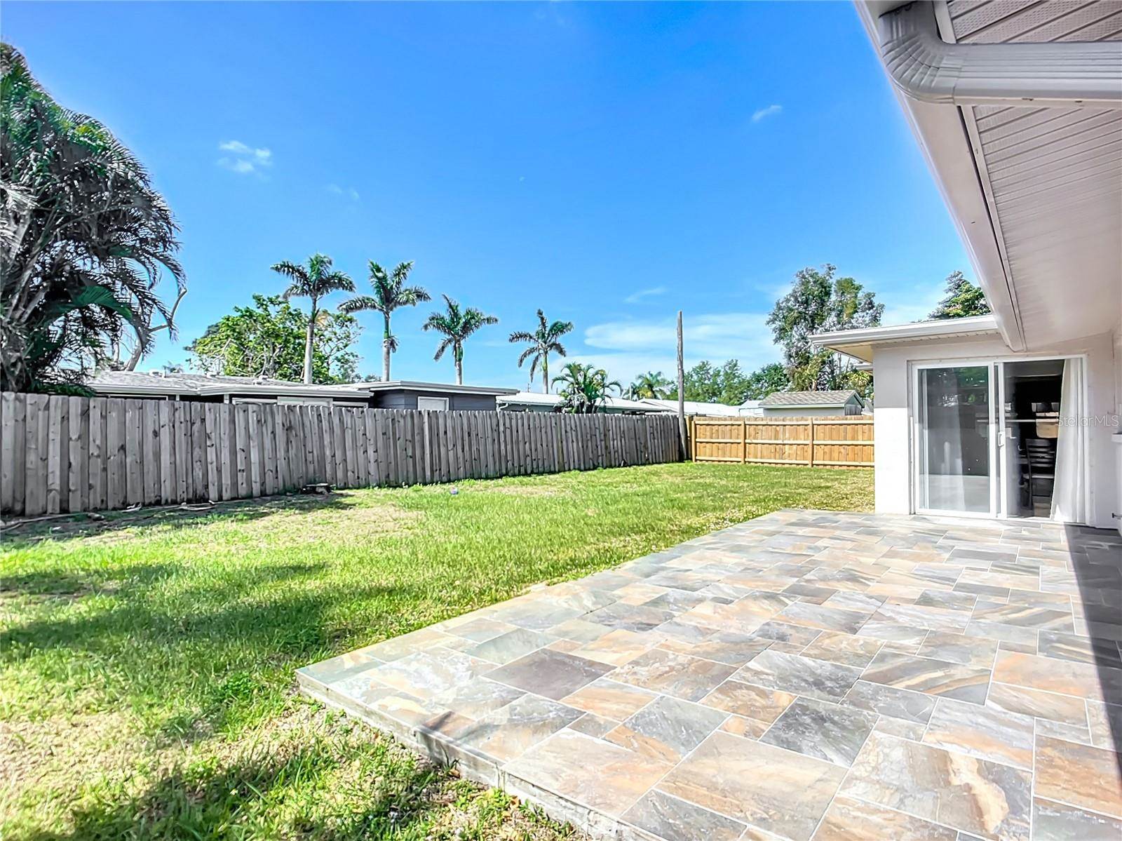 2108 Lee Lane, Sarasota, FL 34231