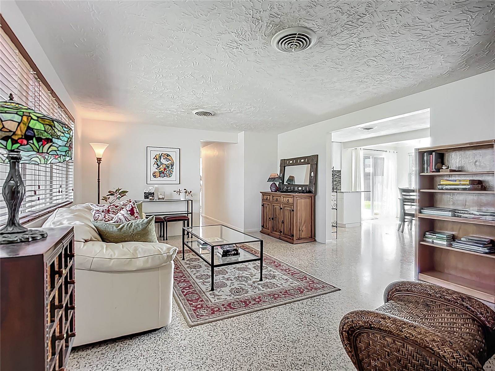 2108 Lee Lane, Sarasota, FL 34231