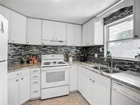 2108 Lee Lane, Sarasota, FL 34231