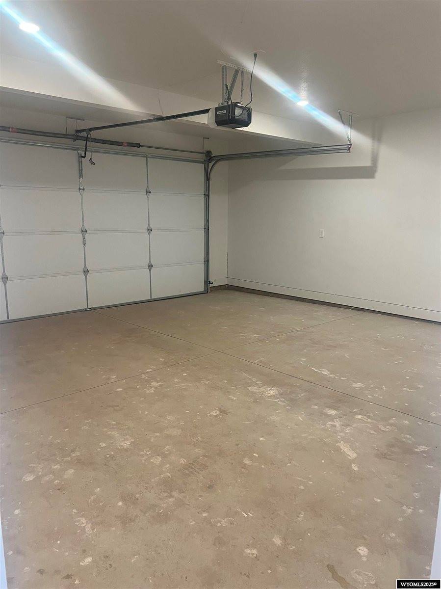 816 Sundance Avenue, Evanston, WY 82930