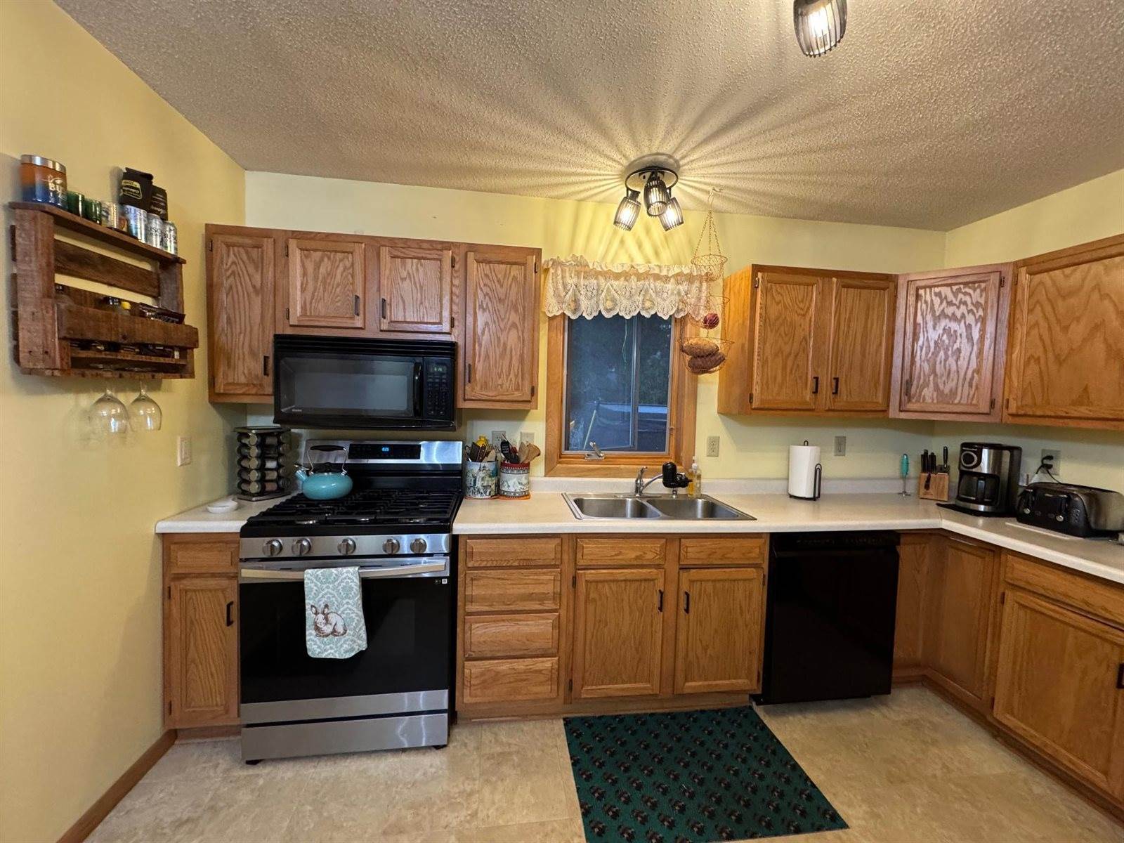 3782 Oak Street, Barnum, MN 55707