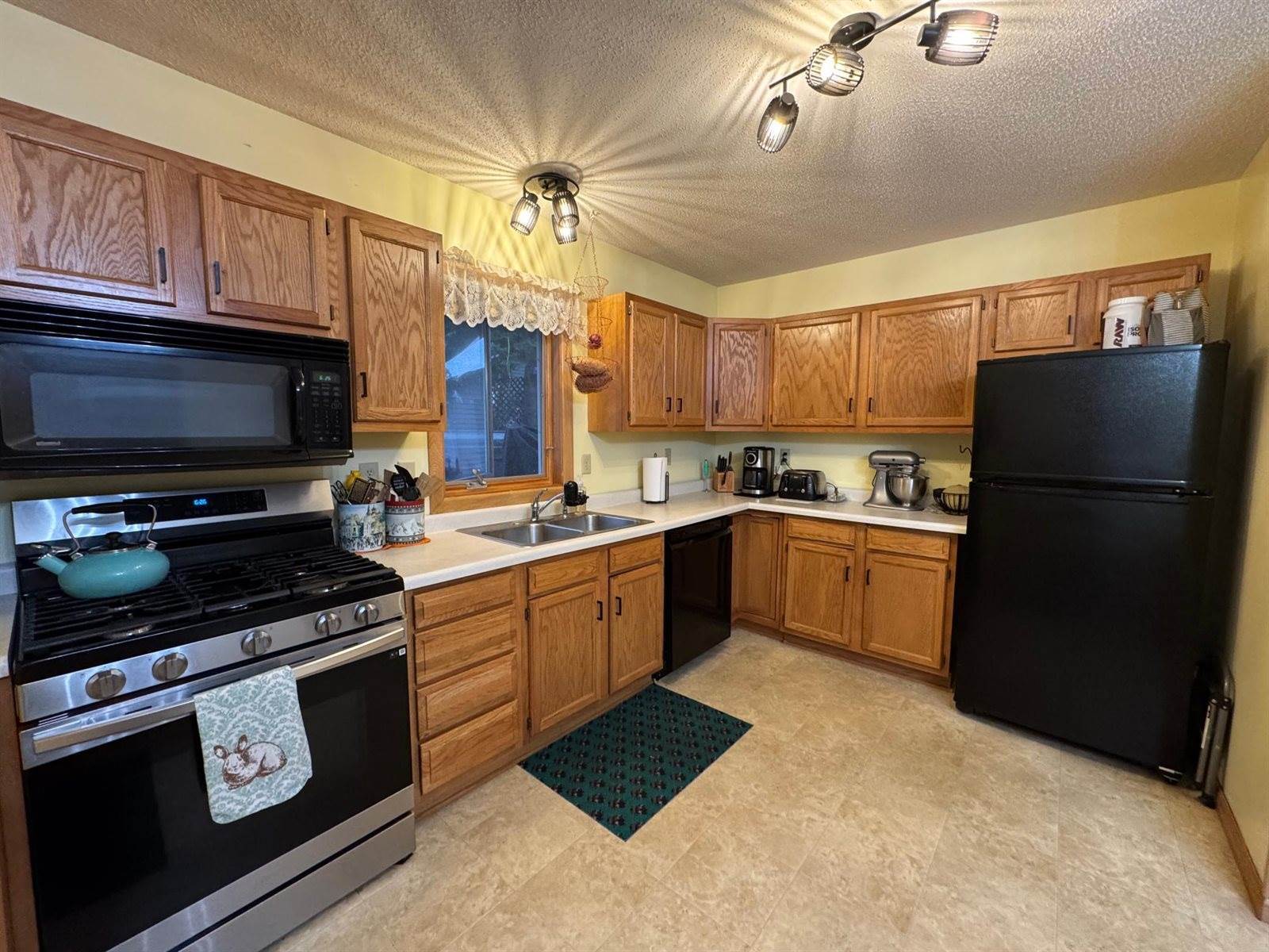 3782 Oak Street, Barnum, MN 55707