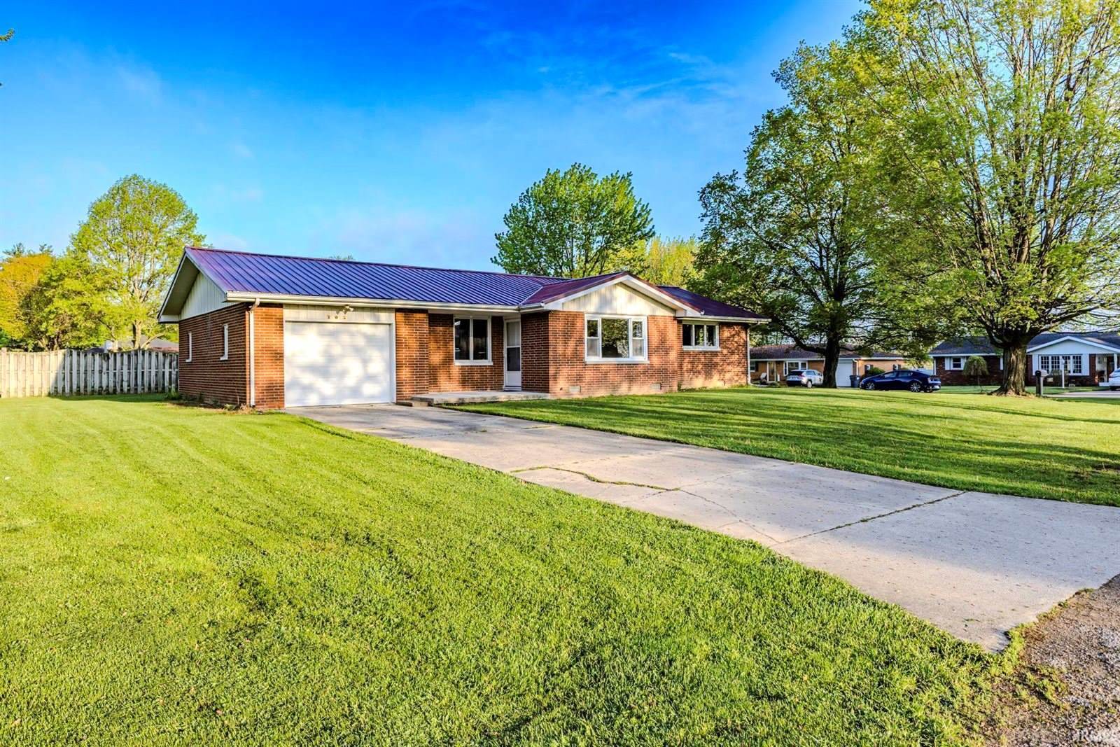 305 N Ellis Road, Muncie, IN 47303