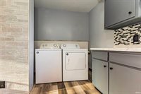 305 N Ellis Road, Muncie, IN 47303