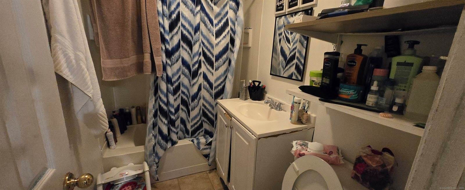 324 Mountain Grove, Bridgeport, CT 06605