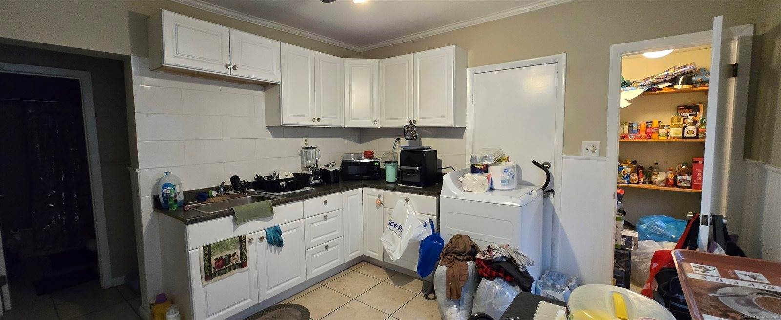 324 Mountain Grove, Bridgeport, CT 06605