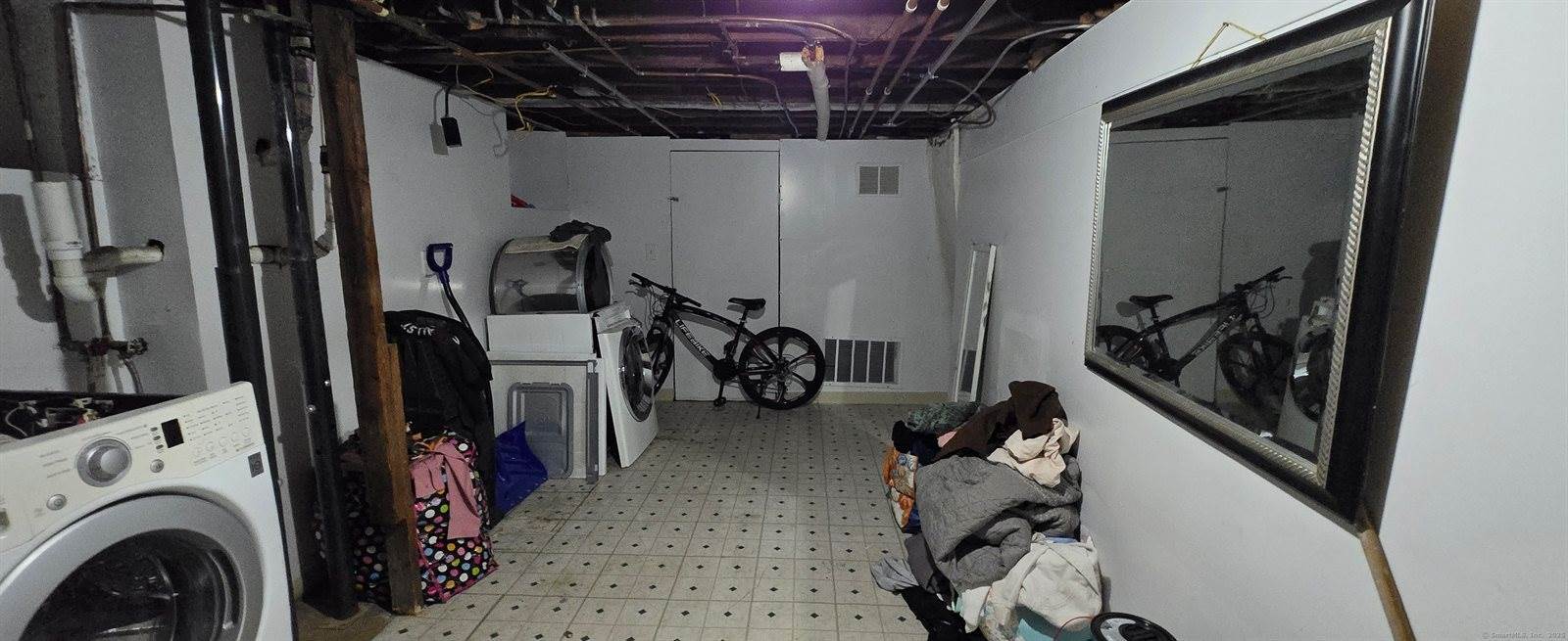 224 Denver, Bridgeport, CT 06605