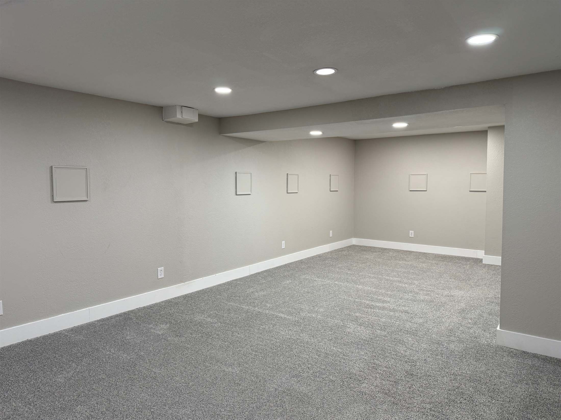 606 Renee Dr, Andover, KS 67002