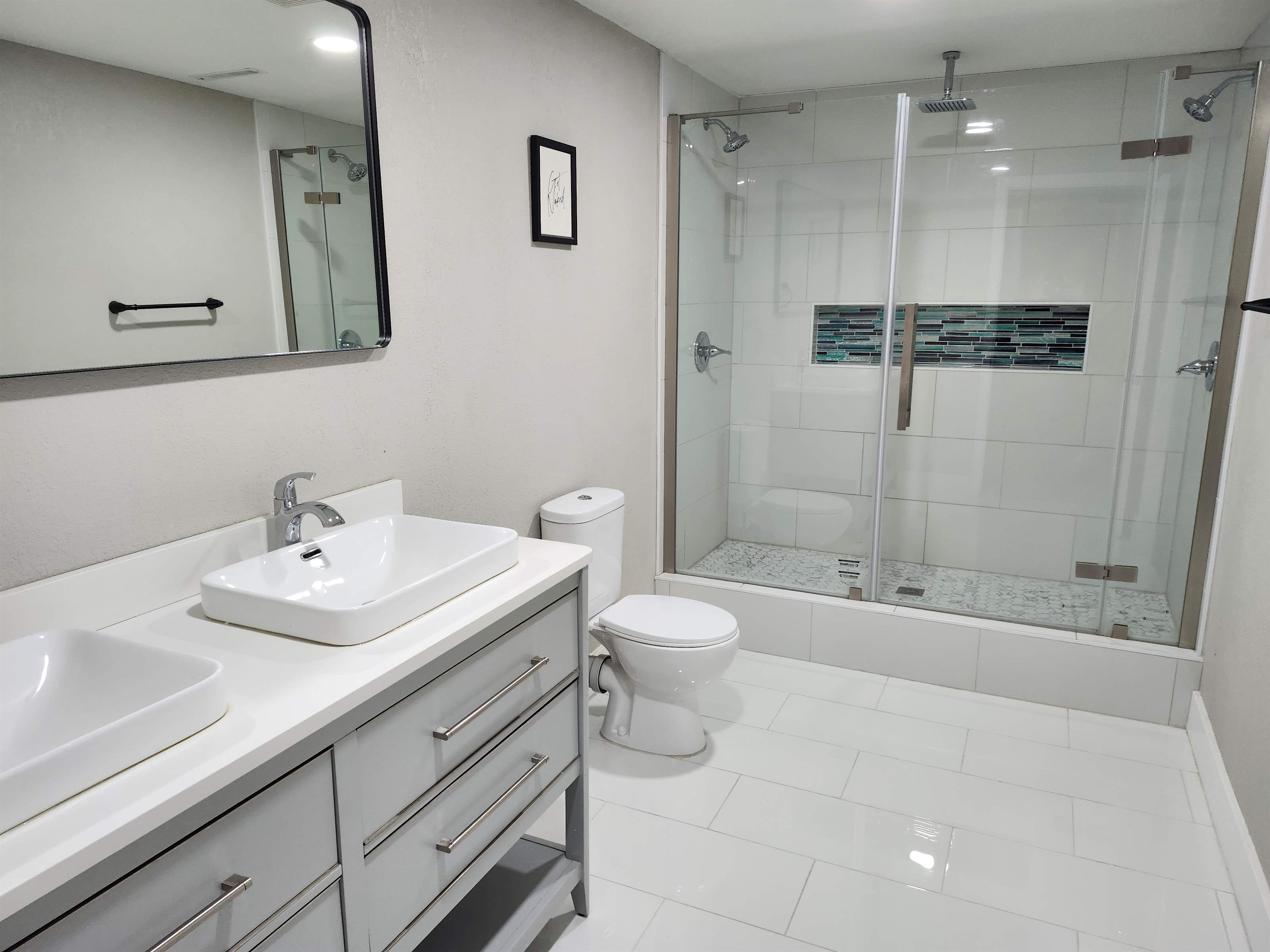 606 Renee Dr, Andover, KS 67002