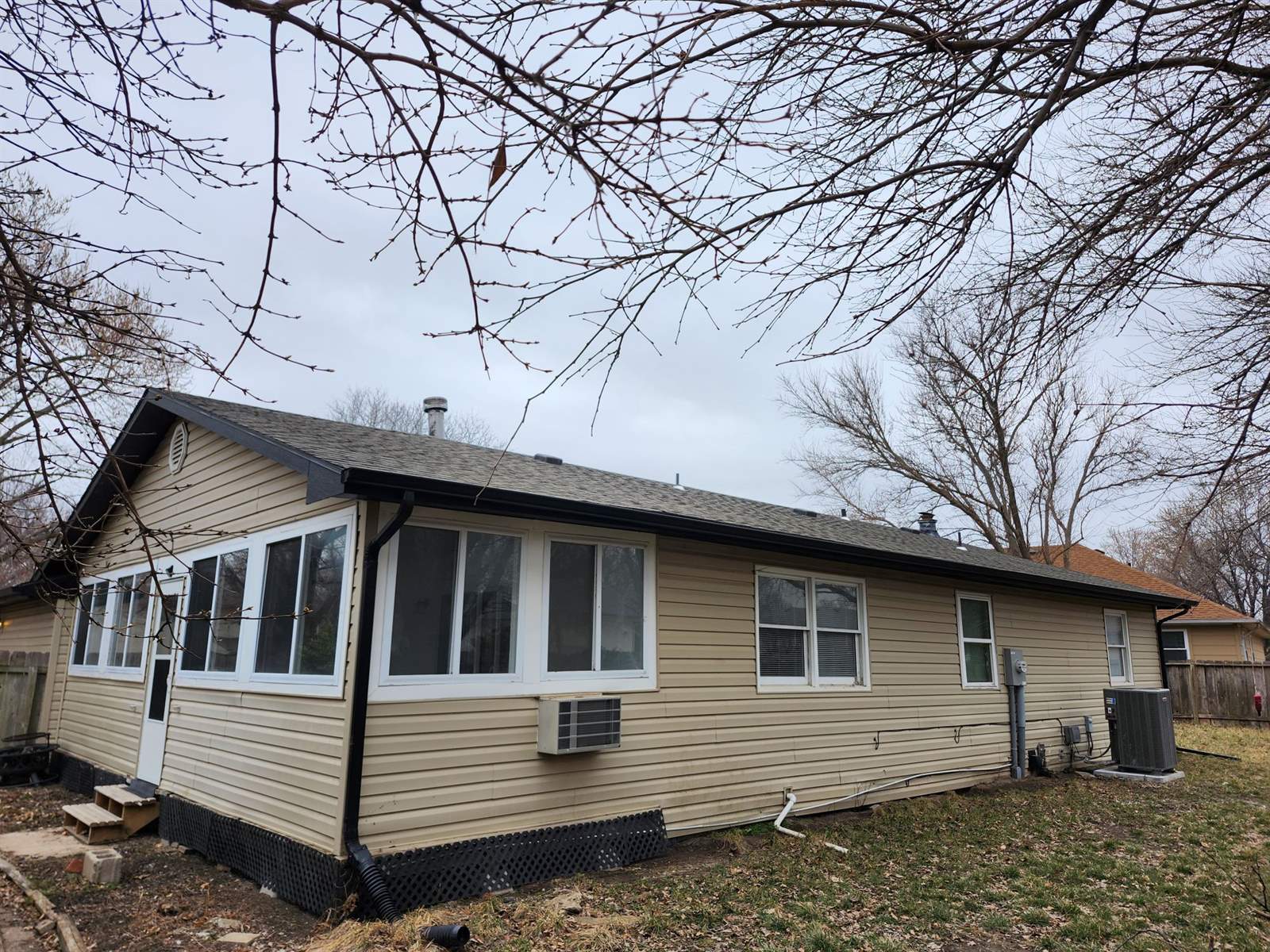 606 Renee Dr, Andover, KS 67002