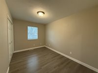 606 Renee Dr, Andover, KS 67002