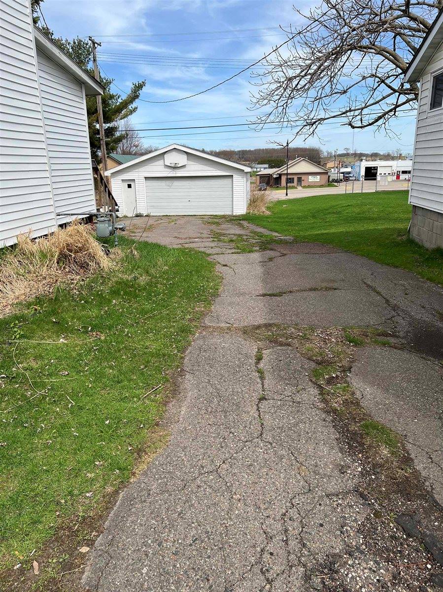 314 N Division Street, Loyal, WI 54446